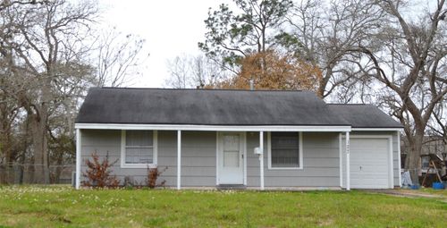 127 Holly St, Lake Jackson, TX, 77566-4233 | Card Image