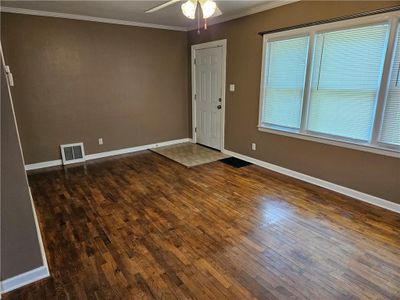 1608 Sw Campbell Avenue, House other with 2 bedrooms, 1 bathrooms and null parking in Topeka KS | Image 2