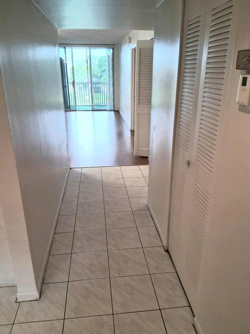 apt-403-3301 Nw 47th Ter, Lauderdale Lakes, FL, 33319-6713 | Card Image