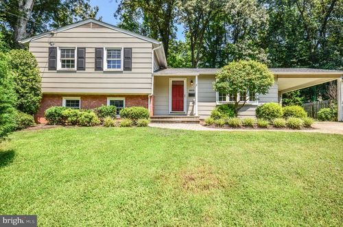 4805 Willet Dr, ANNANDALE, VA, 22003-3952 | Card Image