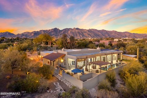 4496 N Via Bellas Catalinas, Tucson, AZ, 85718-7426 | Card Image