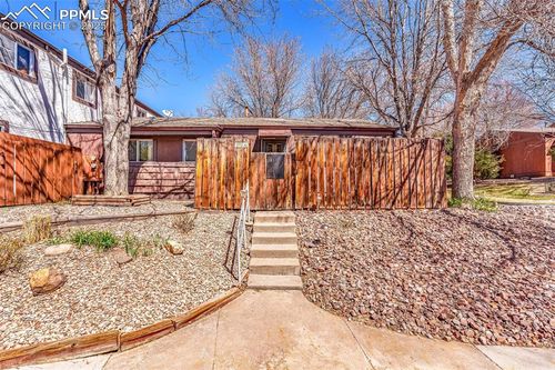 172 Bonnymede Rd, Pueblo, CO, 81001-1324 | Card Image