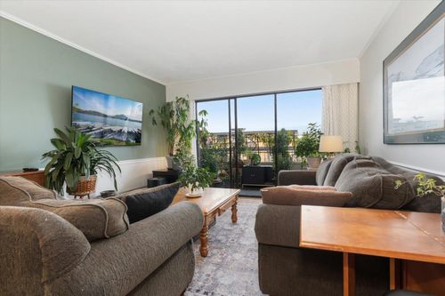 210-9477 Cook St, Chilliwack, BC, V2P4J8 | Card Image