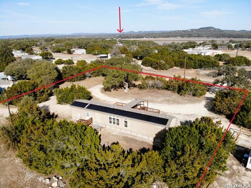 625 Pr 1517, Bandera, TX, 78003 | Card Image