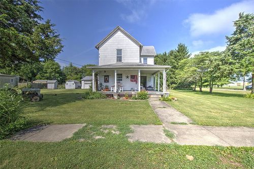59 Lynn St, Weldon, IL, 61882-4605 | Card Image