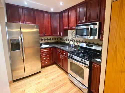 apt-306-5306 Cumberland Ave, Chicago, IL, 60656-1477 | Card Image