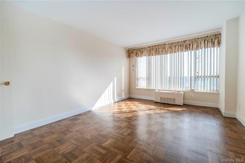 apt-10g-166-25 Powells Cove Blvd, Whitestone, NY, 11357-1516 | Card Image