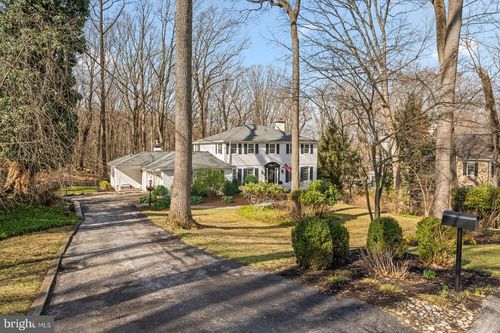 596 Tanglewood Ln, DEVON, PA, 19333-1026 | Card Image