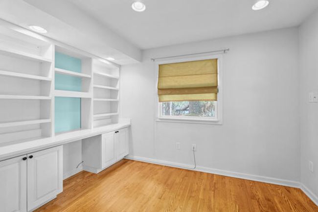 Office | Image 7