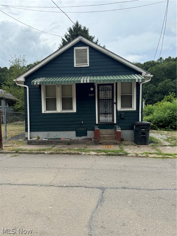 Mckinley Ave, Steubenville, OH 43952