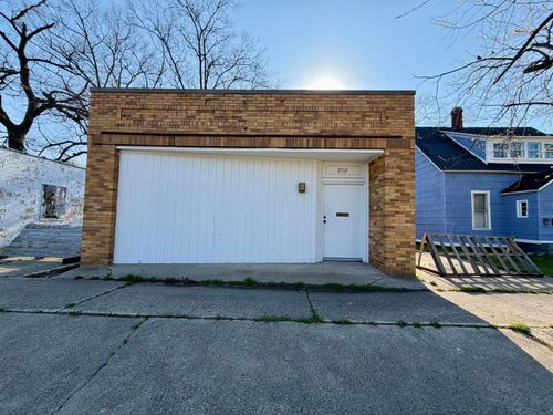 2712 Seventh Street, Muskegon, MI, 49444 | Card Image