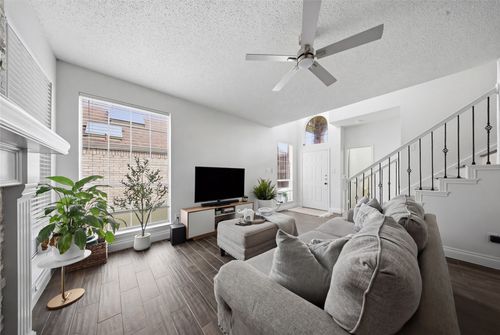 2108 Montclair Ln, Lewisville, TX, 75067-6148 | Card Image