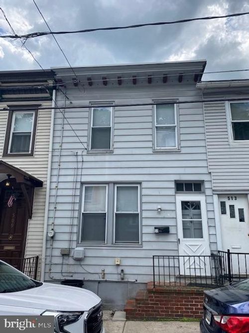 511 W Arch St, POTTSVILLE, PA, 17901-2838 | Card Image