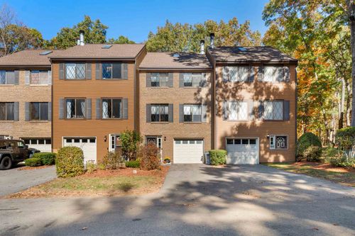 6 Winrow Drive, Merrimack, NH, 03054 | Card Image