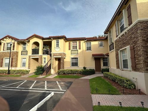 101-1575 Ne 33rd Ave, Homestead, FL, 33033-6183 | Card Image