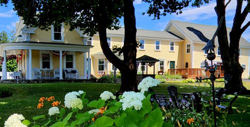 525 Post Road, Wells, ME, 04090 | Card Image