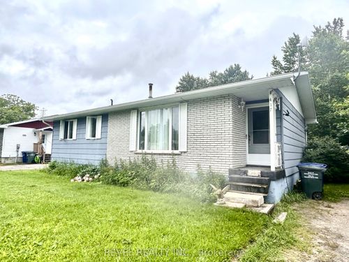 417 Main St, Smooth Rock Falls, ON, P0L2B0 | Card Image