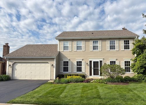 27W343 Churchill Rd, Winfield, IL, 60190-1827 | Card Image