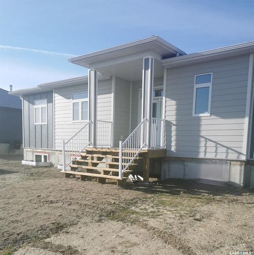52 Sunset Acres Lane, Last Mountain Lake East Side, SK, S0G0Z0 | Card Image