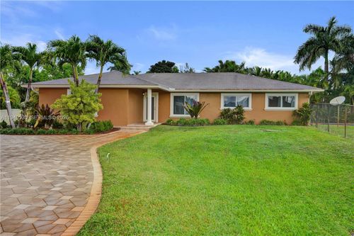 11201 Nw 4th Ct, Plantation, FL, 33325-2005 | Card Image