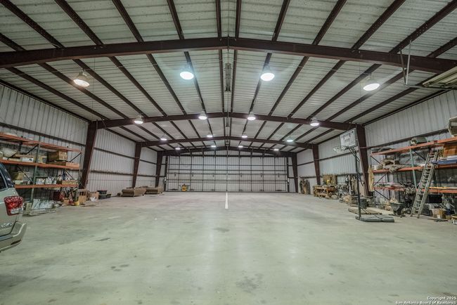 9239 Fm 133, Home with 7 bedrooms, 7 bathrooms and null parking in Cotulla TX | Image 55