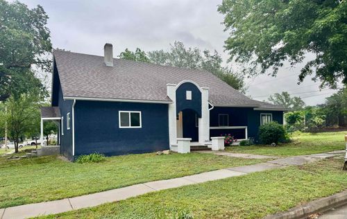 1502 E 2nd, Winfield, KS, 67156 | Card Image