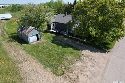 707 1st Ave, Whitewood, SK, S0G5C0 | Card Image