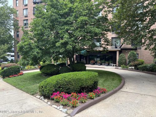 l-j-850 Howard Ave, Staten Island, NY, 10301-4424 | Card Image