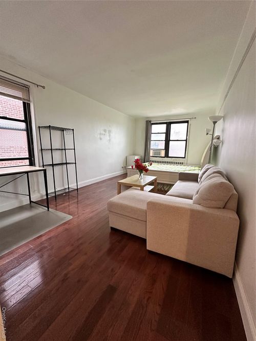 apt-5e-150 71st Ave, Flushing, NY, 11367-2114 | Card Image