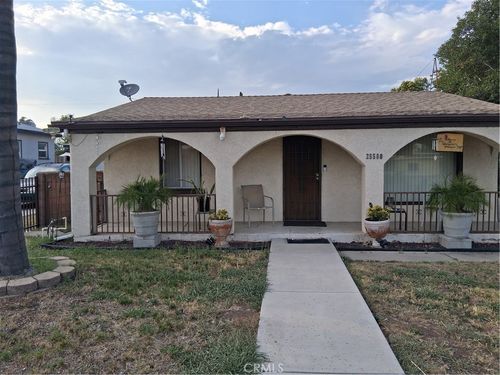 25580 Amanda St, San Bernardino, CA, 92404-6402 | Card Image