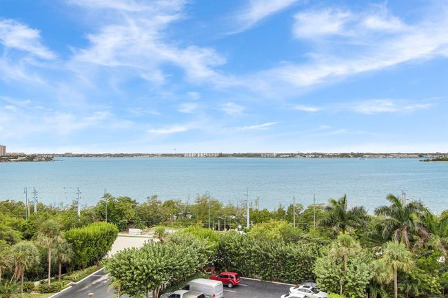 APT-4D - 5280 N Ocean Dr, Condo with 2 bedrooms, 2 bathrooms and null parking in Riviera Beach FL | Image 12