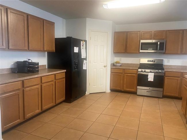 19042 Yaupon Ranch Dr, House other with 5 bedrooms, 3 bathrooms and 2 parking in Cypress TX | Image 5