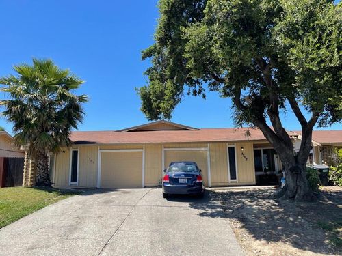 5505 Missie Way, Sacramento, CA, 95841-2522 | Card Image