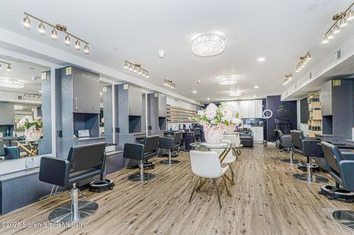 4128 Victory Blvd, Staten Island, NY, 10314-6741 | Card Image