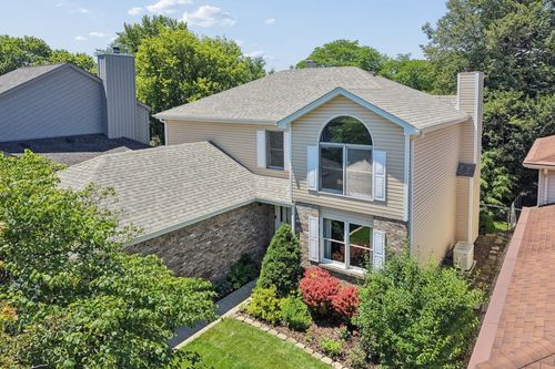 428 Lindley Ave, Westmont, IL, 60559-2225 | Card Image