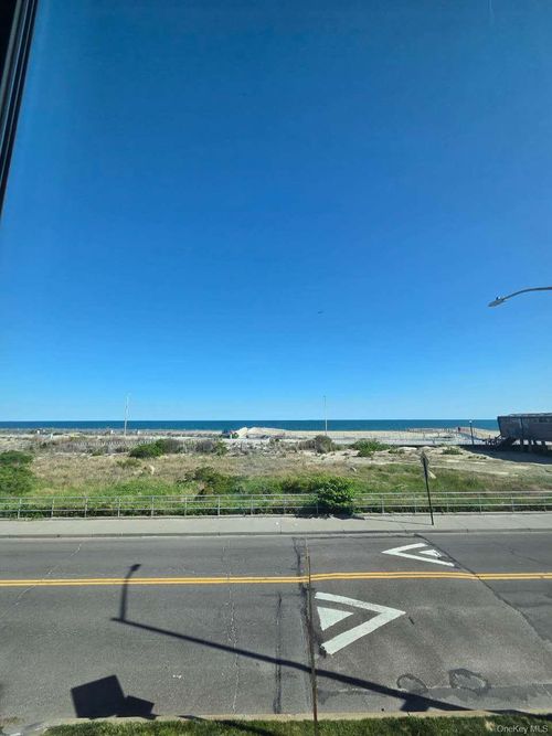 7110 Beach Front Rd, Arverne, NY, 11692-2028 | Card Image