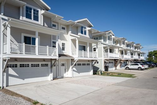 50 Swingbridge Ln, Douglas, MI, 49406-5149 | Card Image