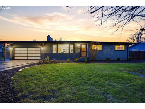 5189 Se La Mesa Way, Milwaukie, OR, 97267-3149 | Card Image