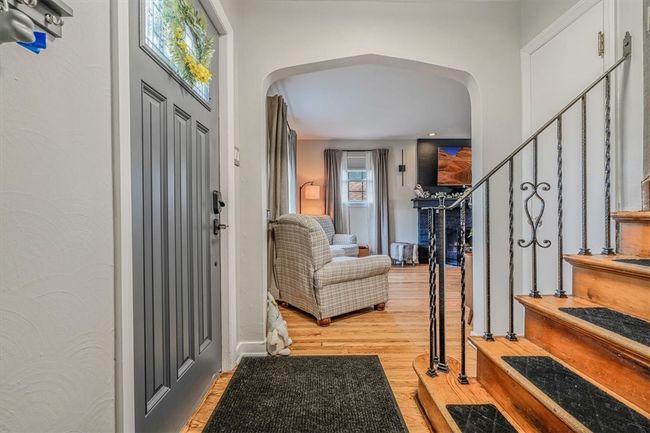 Entryway | Image 4