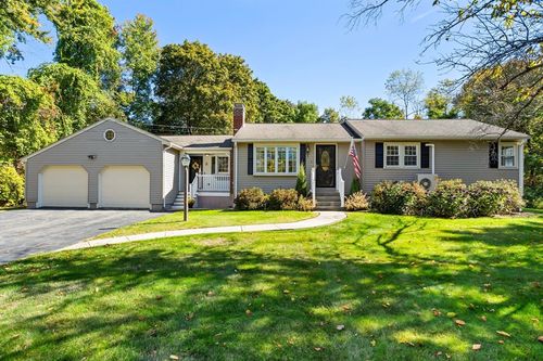 6 Belmont Dr, Sterling, MA, 01564-1452 | Card Image