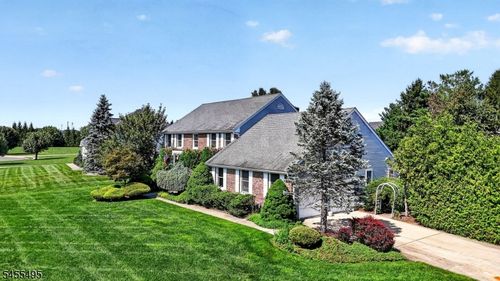46 Waverly Pl, MONMOUTH JUNCTION, NJ, 08852-2702 | Card Image