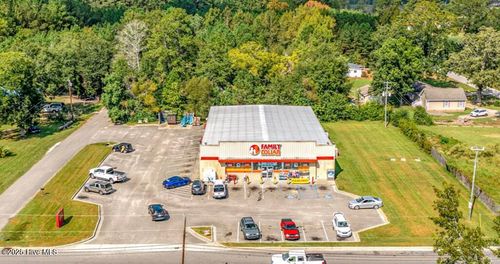 410 W Church St, Atkinson, NC, 28421-9204 | Card Image