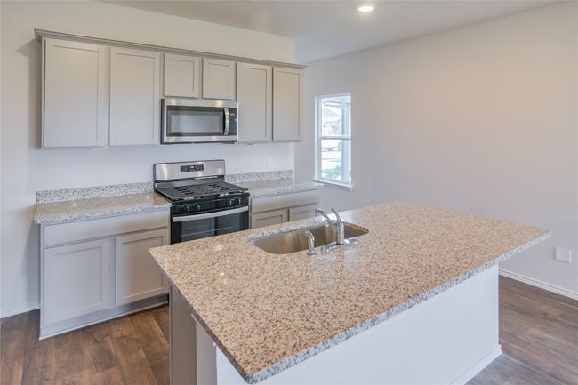 361 Sandringham Loop, House other with 4 bedrooms, 3 bathrooms and 2 parking in Uhland TX | Image 4