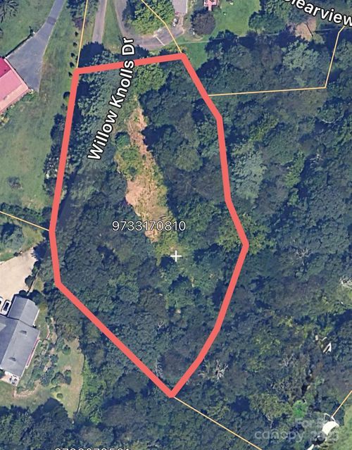 12 Willow Knolls Dr, Weaverville, NC, 28787-5524 | Card Image