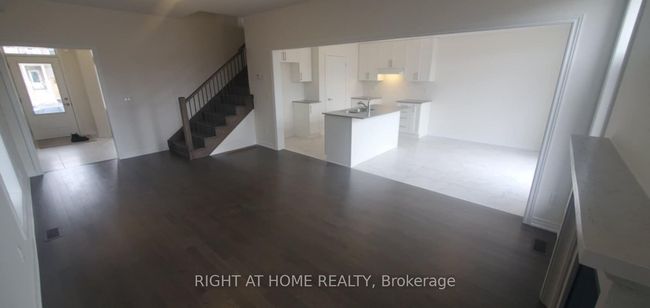 1320 Davis Loop, House other with 3 bedrooms, 3 bathrooms and 2 parking in Lefroy ON | Image 4