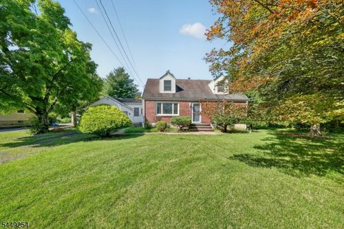 20 Gates Rd, Somerset, NJ, 08873-2258 | Card Image