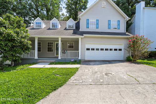 1041 Edenbridge Way, Knoxville, TN, 37923-6615 | Card Image