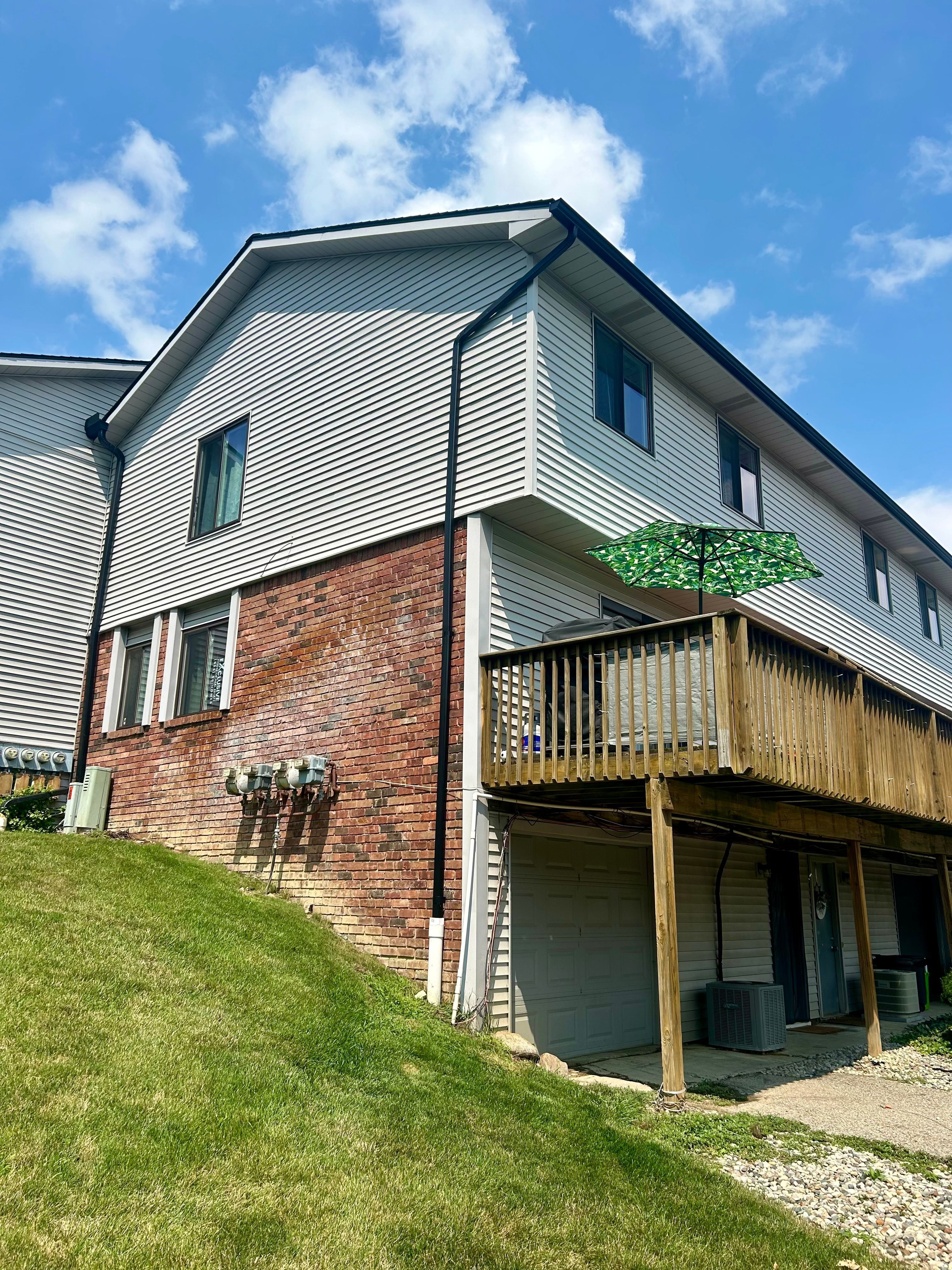 Pepper Ridge Dr, Grand Blanc, MI 48439