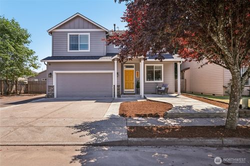 821 Se 11th St, Battle Ground, WA, 98604-8947 | Card Image