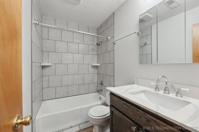 13973 S Hickory St, House other with 4 bedrooms, 2 bathrooms and null parking in Glenpool OK | Image 14